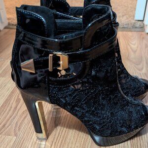 Lace Flowers Open Toed High Heel Ankle Boots